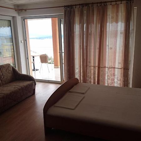 Bed and Breakfast Restoran Sirena Dramalj Exterior foto