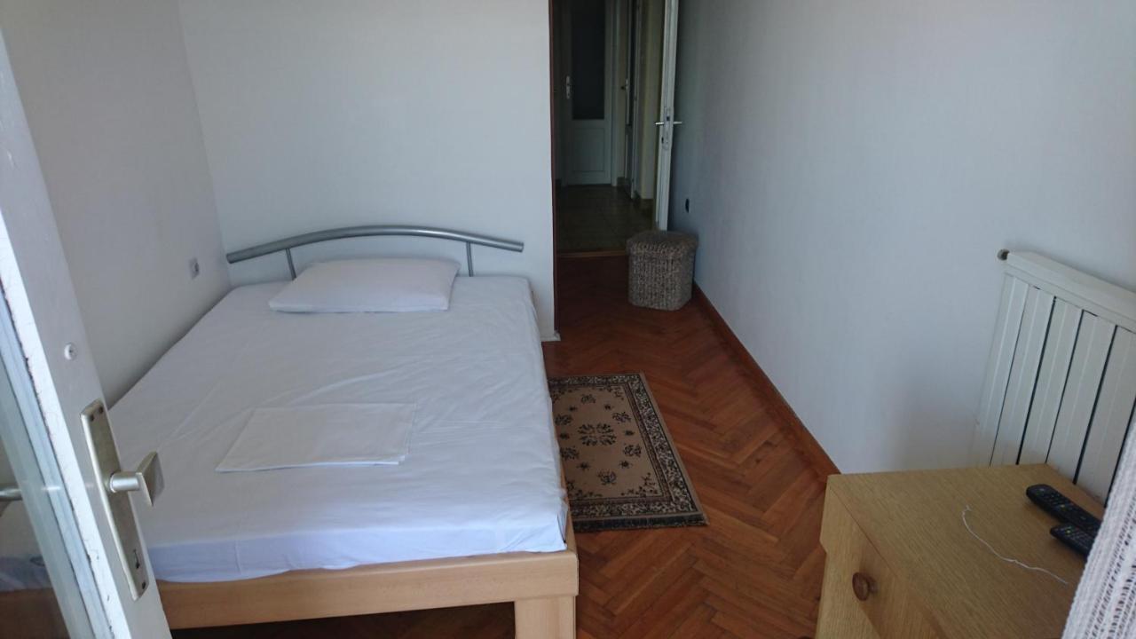 Bed and Breakfast Restoran Sirena Dramalj Exterior foto